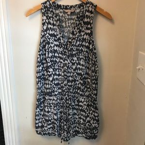 🐝 Banana Republic blue and white romper